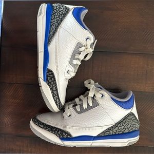 Boys Size 1.5 Jordan Retro 3